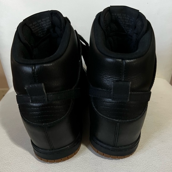 Nike black high heel sneaker shoe never worn size Women’s size 8 - Picture 3 of 5